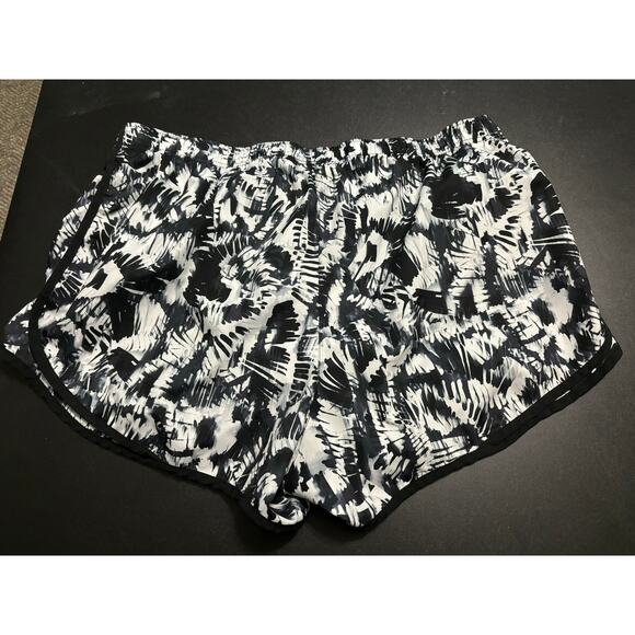Calvin Klein Black White  Running Shorts Size XXL - Picture 6 of 10